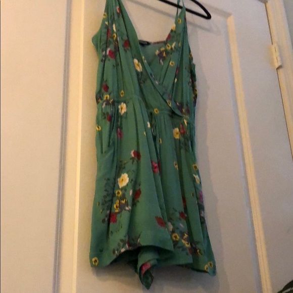 Green Spaghetti Strap Romper - Picture 2 of 3